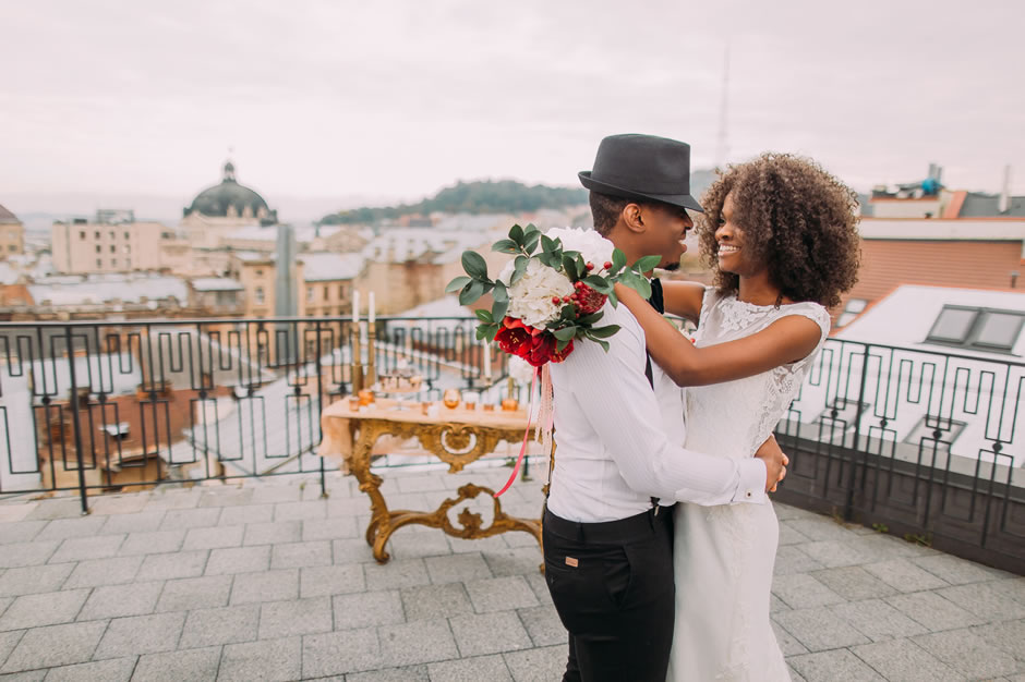 wedding-coloured-couple