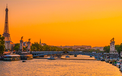 Visiting Paris soon? See it from the Seine on this surprising dinner cruise